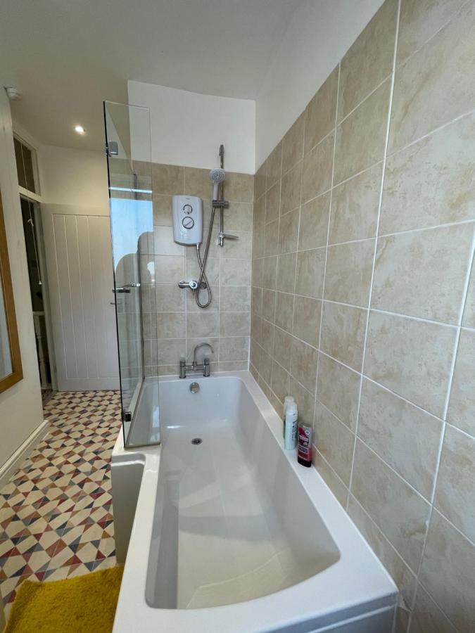 Nottingham Home Stay Екстериор снимка